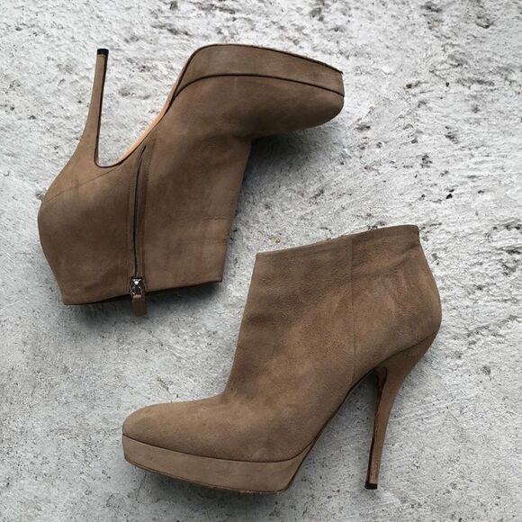 Vintage Gucci platforms - Picture 1 of 9